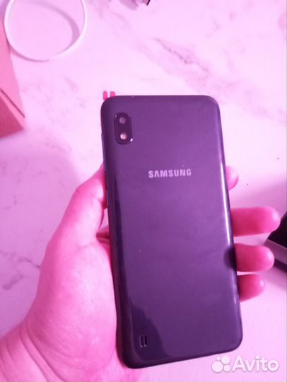 Samsung Galaxy A10, 2/32 ГБ