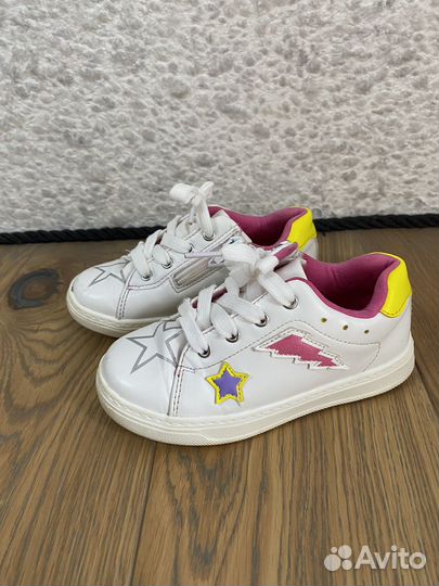 Кроссовки детские