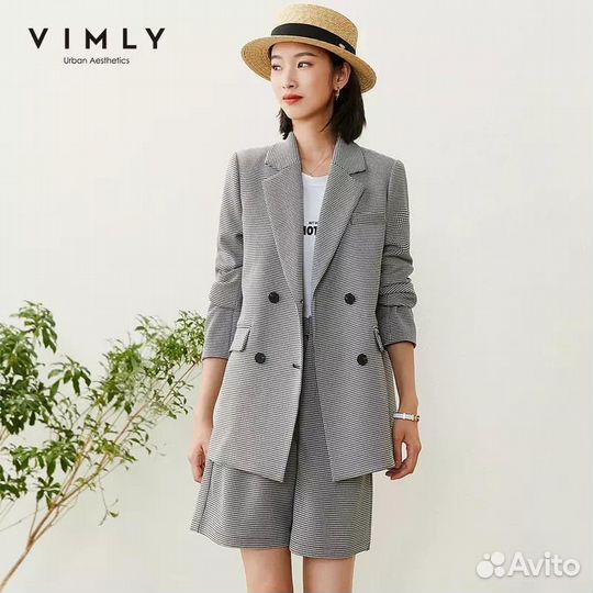 Новый костюм с биркой