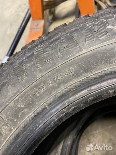 Goodyear UltraGrip 195/65 R15