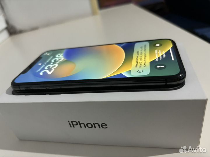 iPhone Xs, 64 ГБ