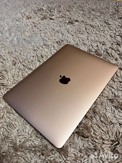 Apple macbook air 13 m1 8gb 256 Gold