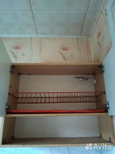 Стол кухонные