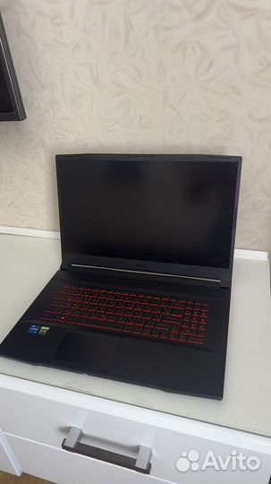 Ноутбук игровой msi katana gf 76