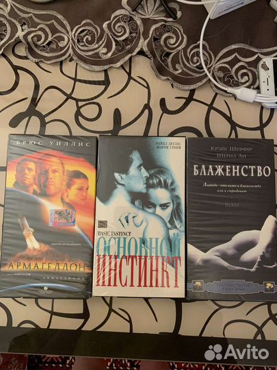 Видеокассеты с фильмами