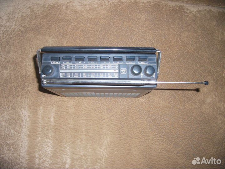Радиоприёмник автомобильный 