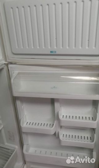 Холодильник Стинол