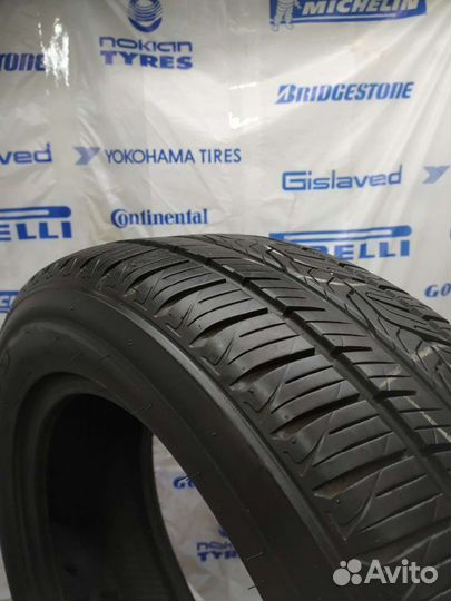 Nitto NT421Q 215/60 R17 96V