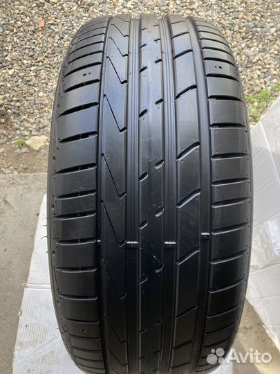 Hankook Ventus S1 Evo 2 K117 245/45 R19 и 275/40 R19 98Y