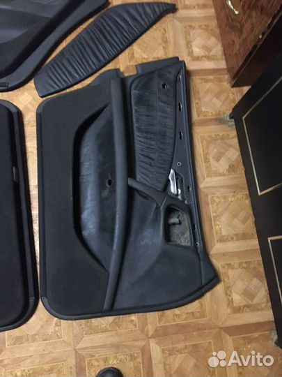 Дверные карты Mercedes w210