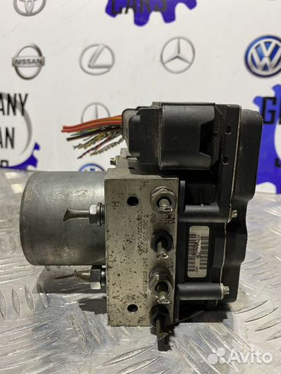 Блок ABS BMW E60 34516777801-01