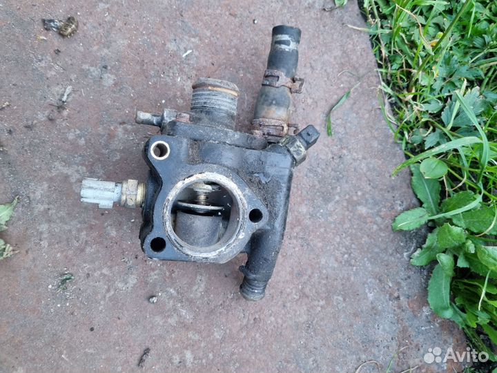 Корпус термостата ford mondeo 1-2