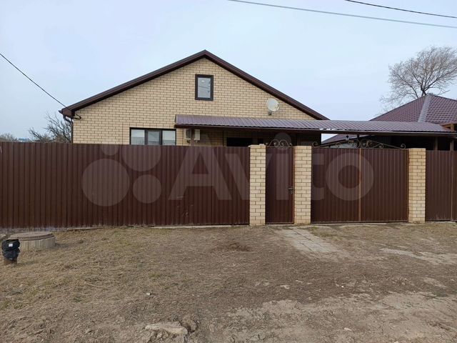 Дом 98 м² на участке 3 сот.