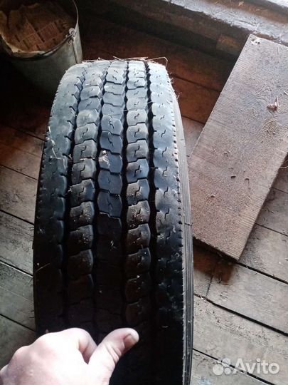 LingLong LL89 215/75 R17C