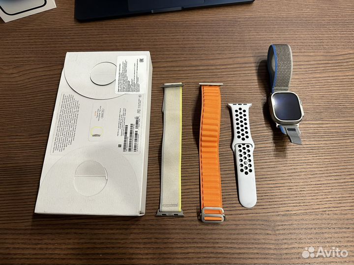 Apple Watch Ultra 49mm titanium