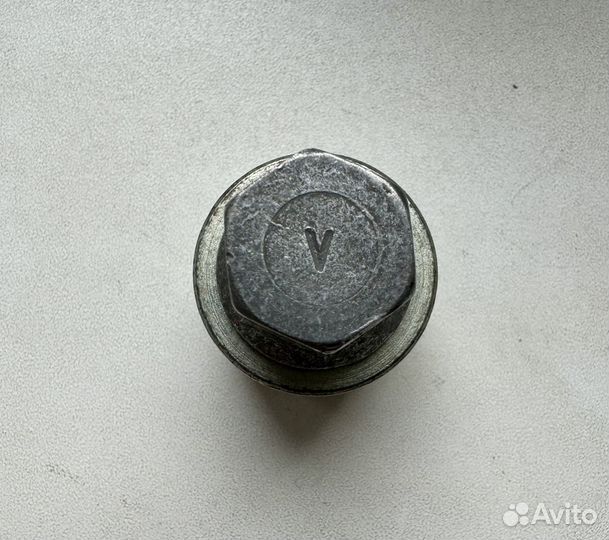 Ключ от секретки VAG (V)