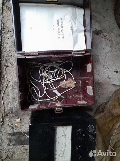 Мегаомметр м41001-5