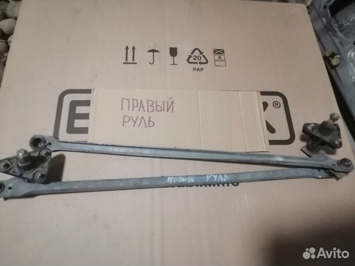 Трапеция дворников Митсубиси каризма