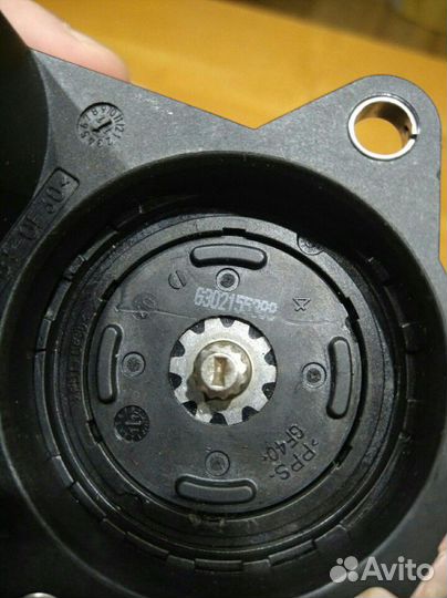 Электродвигатель стояночного тормоза