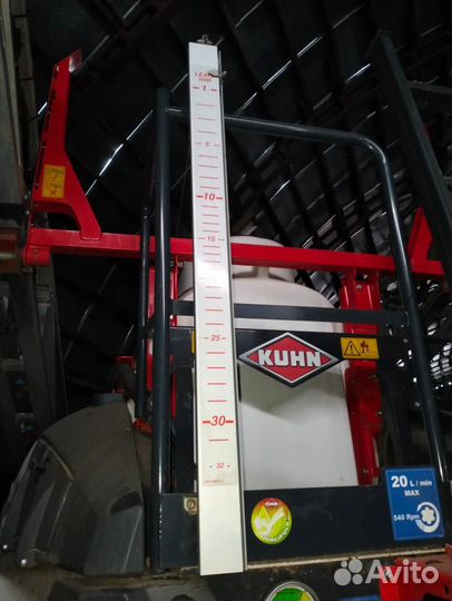 Опрыскиватель Kuhn LEXIS 2400-3000 L, 2018
