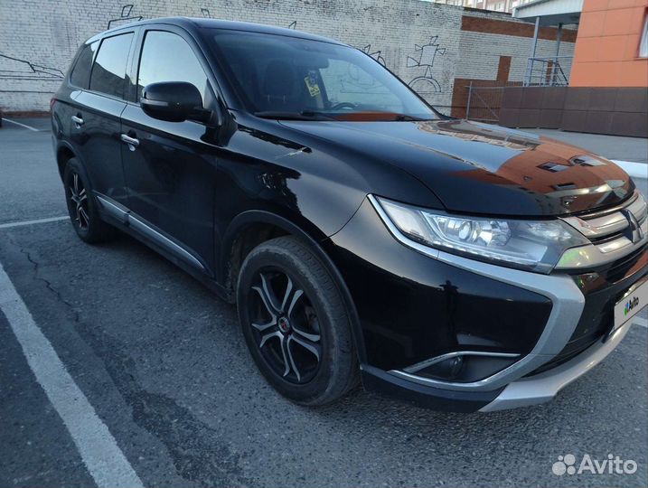 Mitsubishi Outlander 2.0 CVT, 2018, 118 000 км