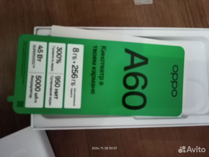 OPPO A60, 8/256 ГБ