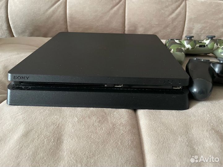 Sony PS4 slim 500