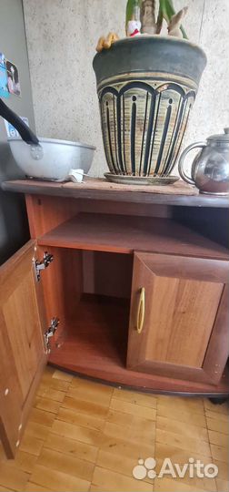 Тумба под телевизор