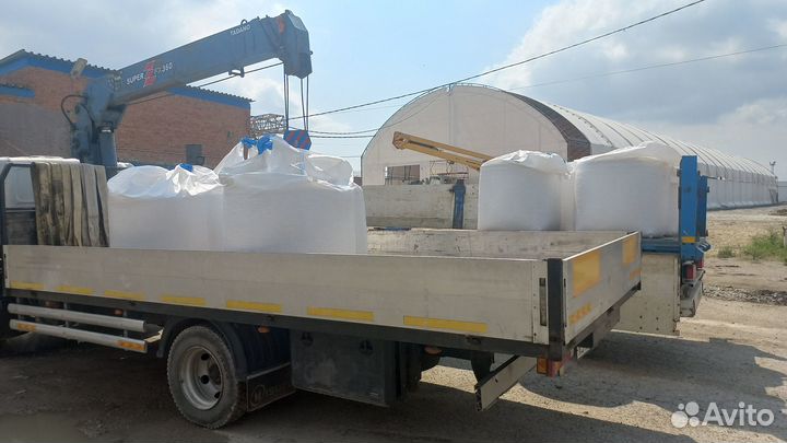 Аренда и услуги манипулятора, стрела 3 т, 10 м, борт 4.5 т, 5.2 м