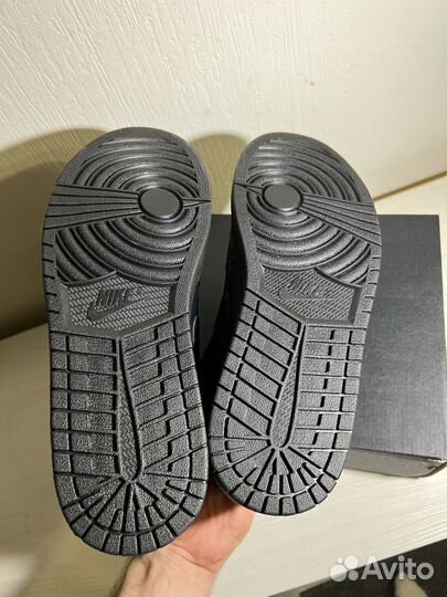 Nike Air Jordan 1 Low Triple Black 12.5US Оригинал