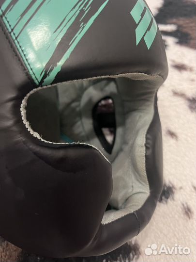 Боксерский шлем