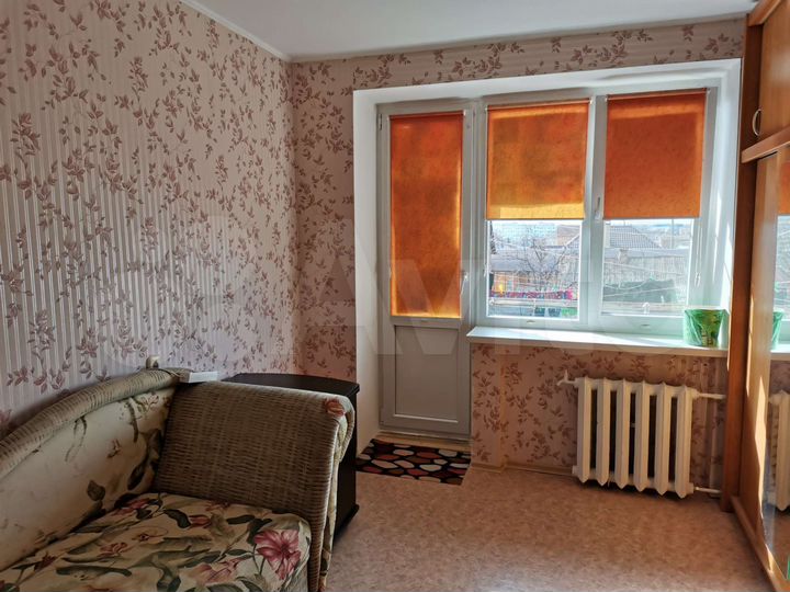 4-к. квартира, 61 м², 2/5 эт.