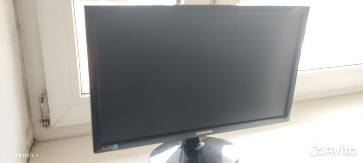 Монитор Samsung 20