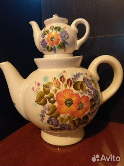 Кувшины,заварники,чайные кофейные пары,кружки