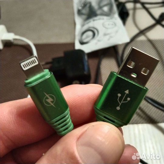 Зарядное устройство для телефона