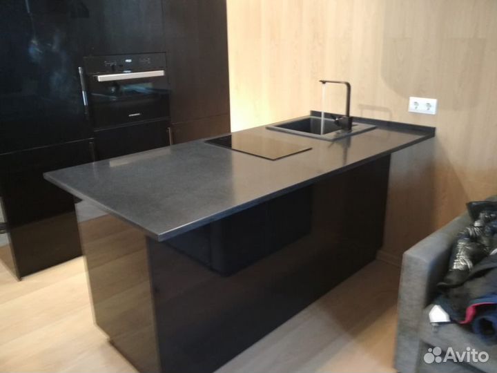 Столешница из акрилового/искуственного камня