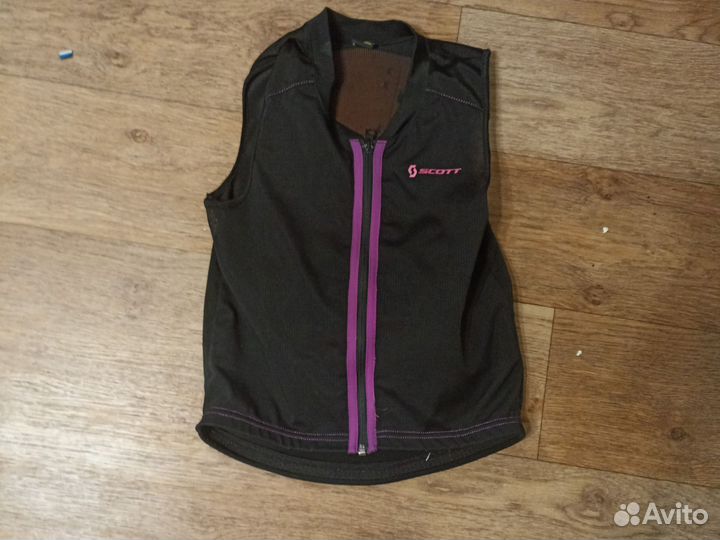 Защита спины горнолыжная детская