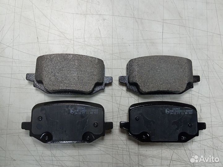 Тормозные колодки задние Ford Explorer