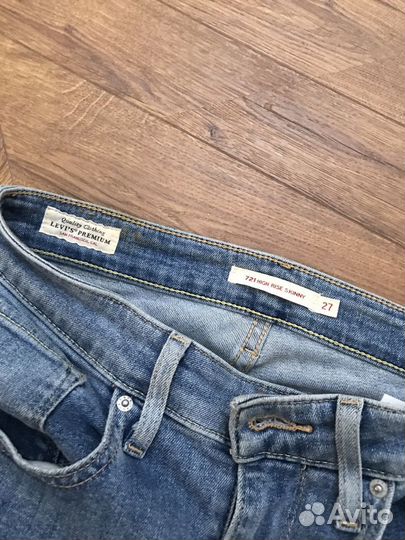 Джинсы женские levis 721