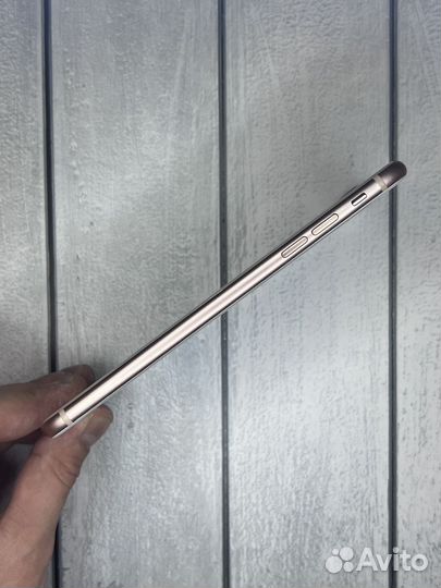 iPhone 8 Plus, 64 ГБ