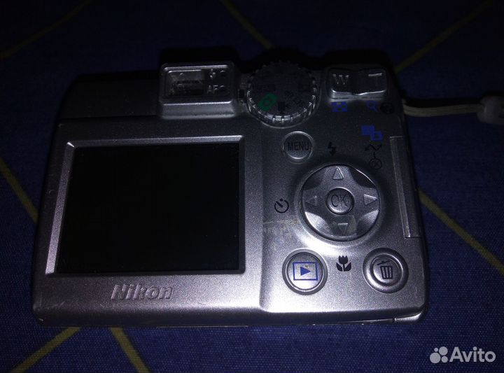 Компактный фотоаппарат, Nikon