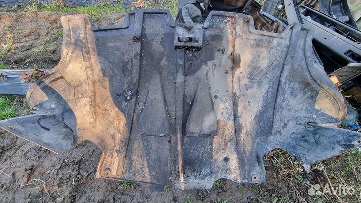 Защита картера решетки в бампер Audi A6, 100 45