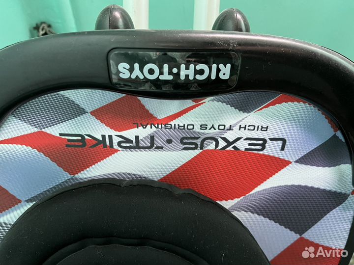 Трехколесный велосипед с родительской ручкой lexus