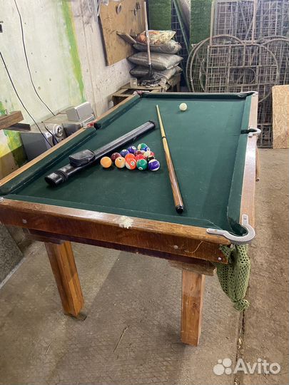 Бильярдный стол русский