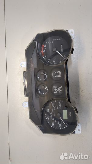 Щиток приборов Mitsubishi Pajero / Montero, 2004
