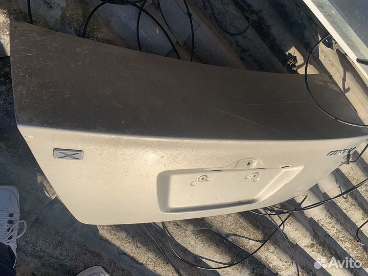 Продам задний капот тойота королла