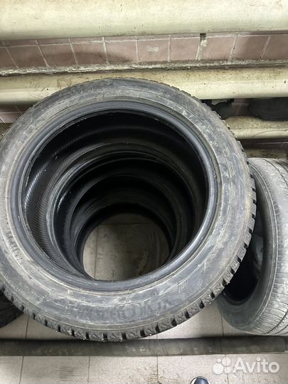 Yokohama Ice Guard Stud IG55 215/55 R17