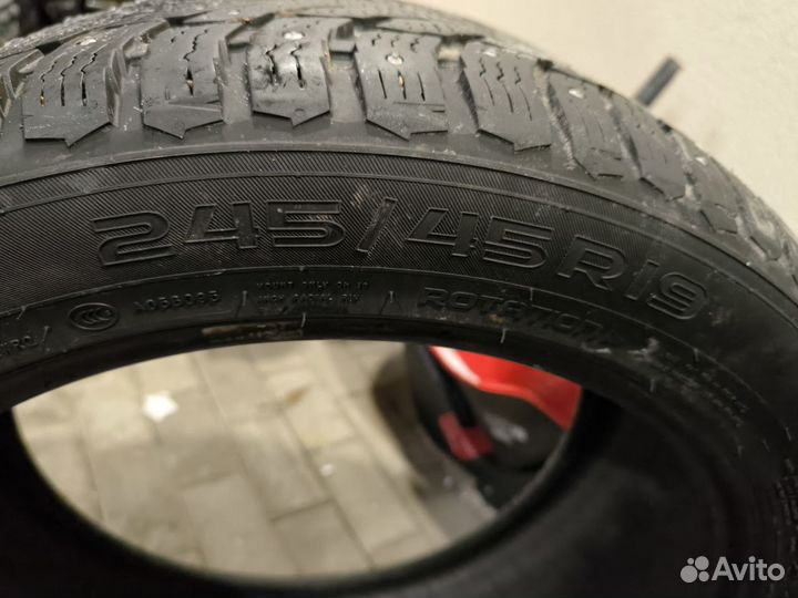 Nokian Tyres Hakkapeliitta 9 245/45 R19 102