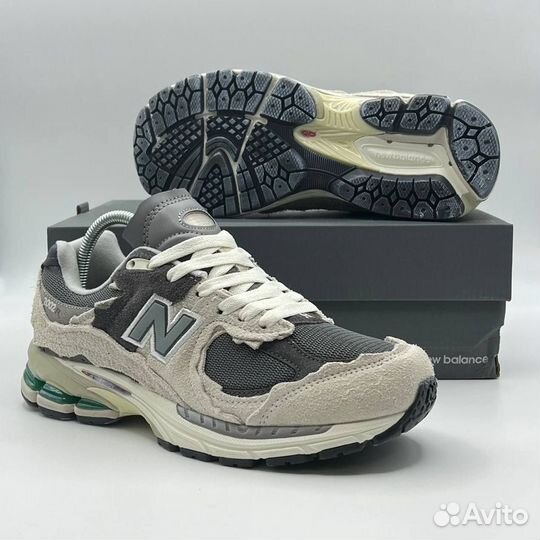 Кроссовки мужские NEW balance 2002R