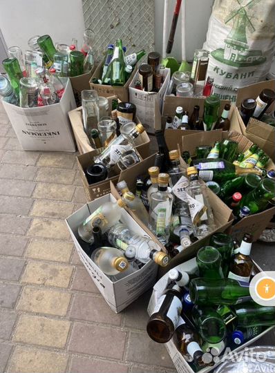 Стеклотара, бутылки